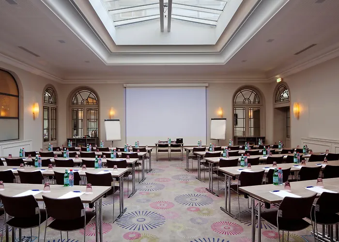 Holiday Inn - Gare De Lyon Bastille By IhgHotel Parigi