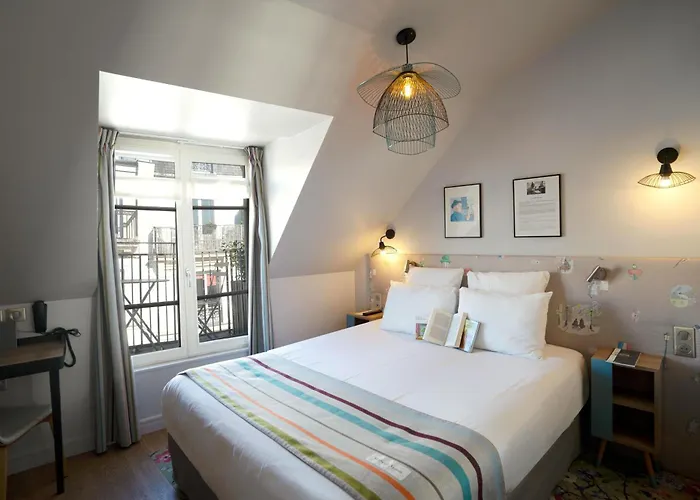 Hotel Litteraire Marcel Ayme, BW Premier Collection Parigi